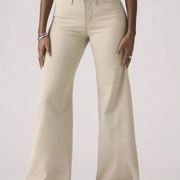 Levi's Wide-Leg Cream Jeans 29x32 - Picture 2 of 3